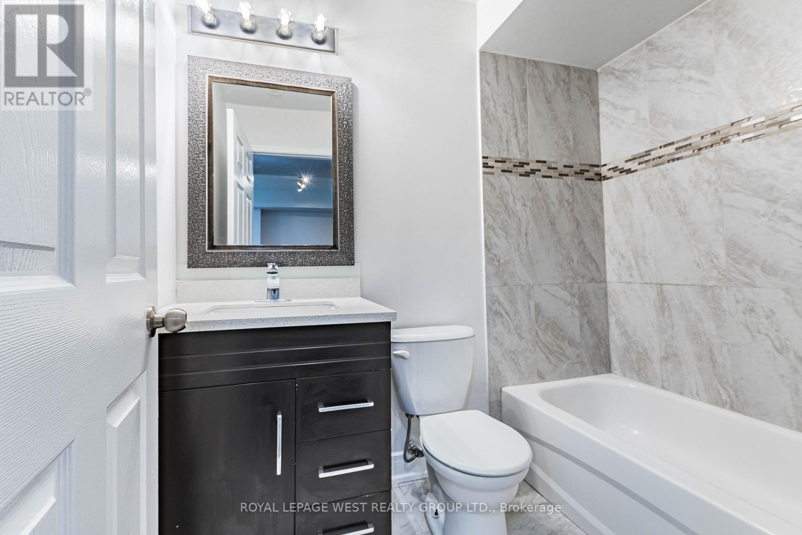 5035 Oscar Peterson Boulevard, Mississauga, Ontario  L5M 0P4 - Photo 7 - W13418074