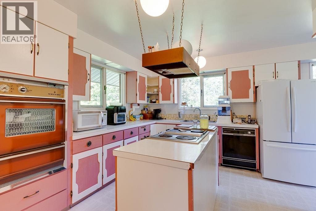 11915 Giscome Road, Prince George, British Columbia  V2N 6V6 - Photo 2 - R3133665