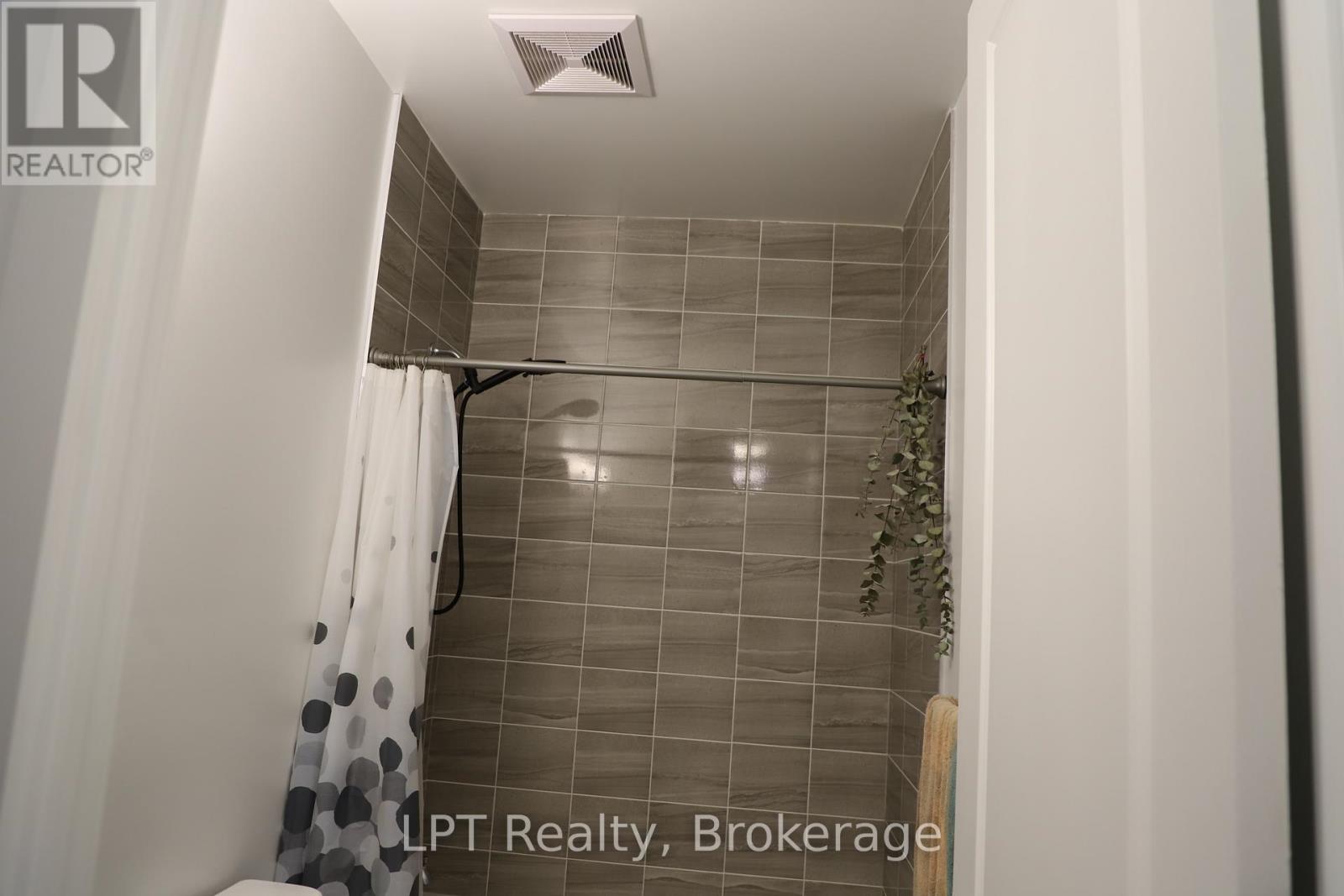 108 - 556 Marlee Avenue, Toronto (Yorkdale-Glen Park), Ontario  M6B 0B1 - Photo 12 - W13418118