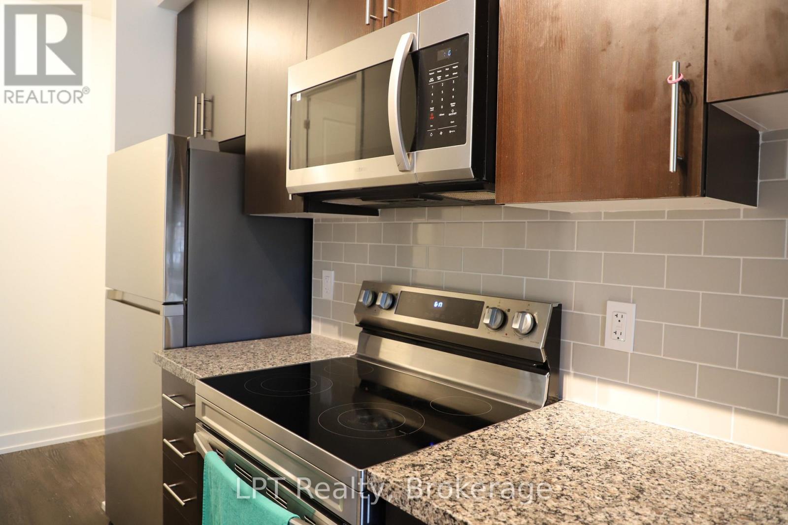 108 - 556 Marlee Avenue, Toronto (Yorkdale-Glen Park), Ontario  M6B 0B1 - Photo 5 - W13418118