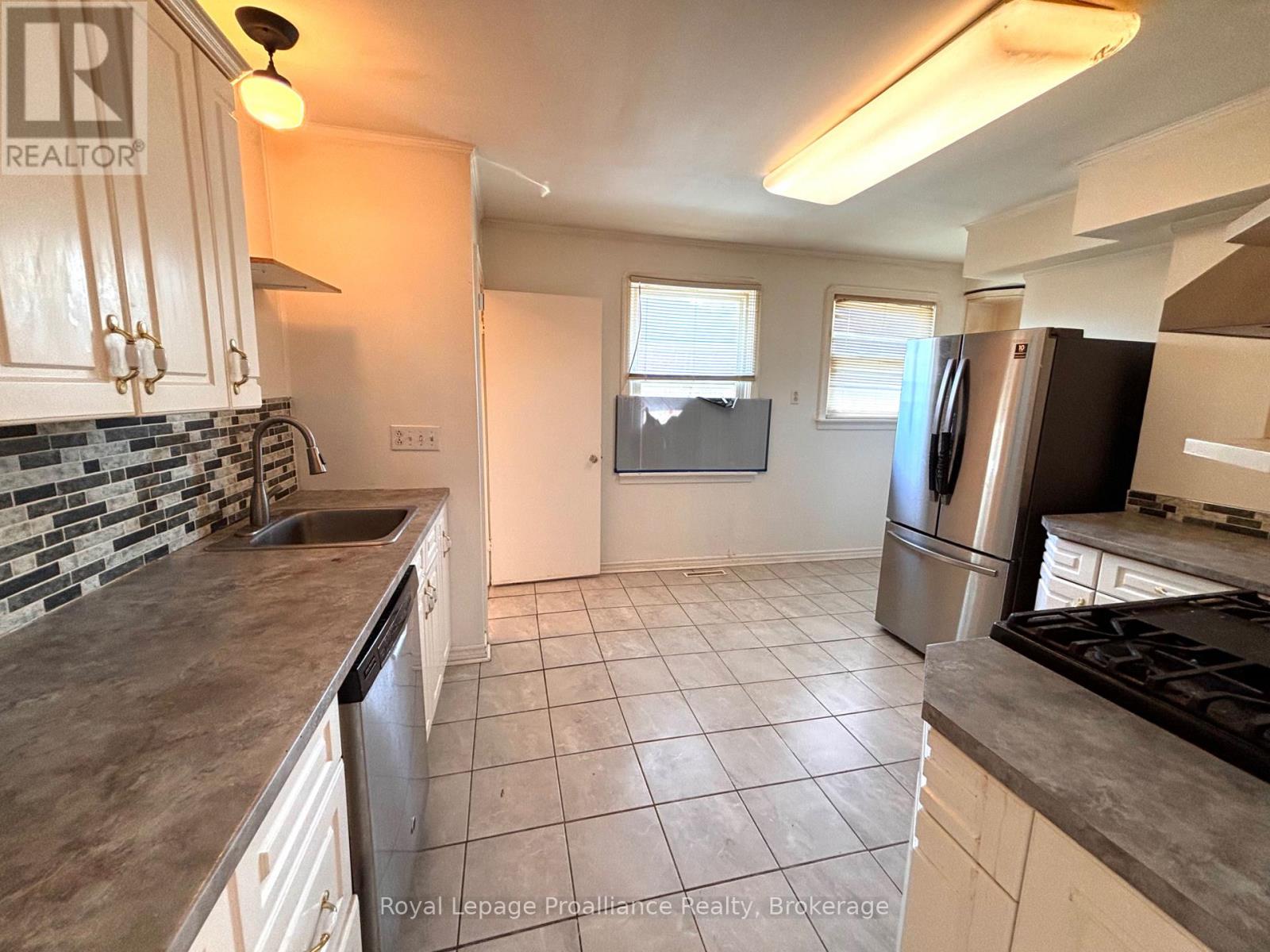355 Bridge Street E, Belleville, Ontario  K8N 1P7 - Photo 13 - X13418132
