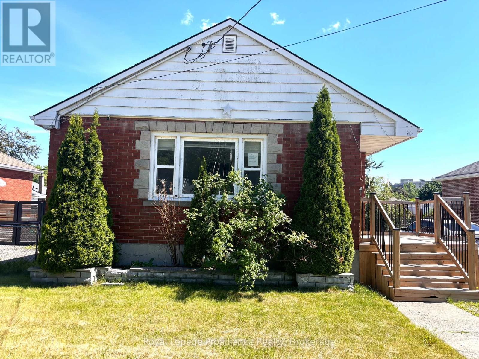 355 Bridge Street E, Belleville, Ontario  K8N 1P7 - Photo 3 - X13418132