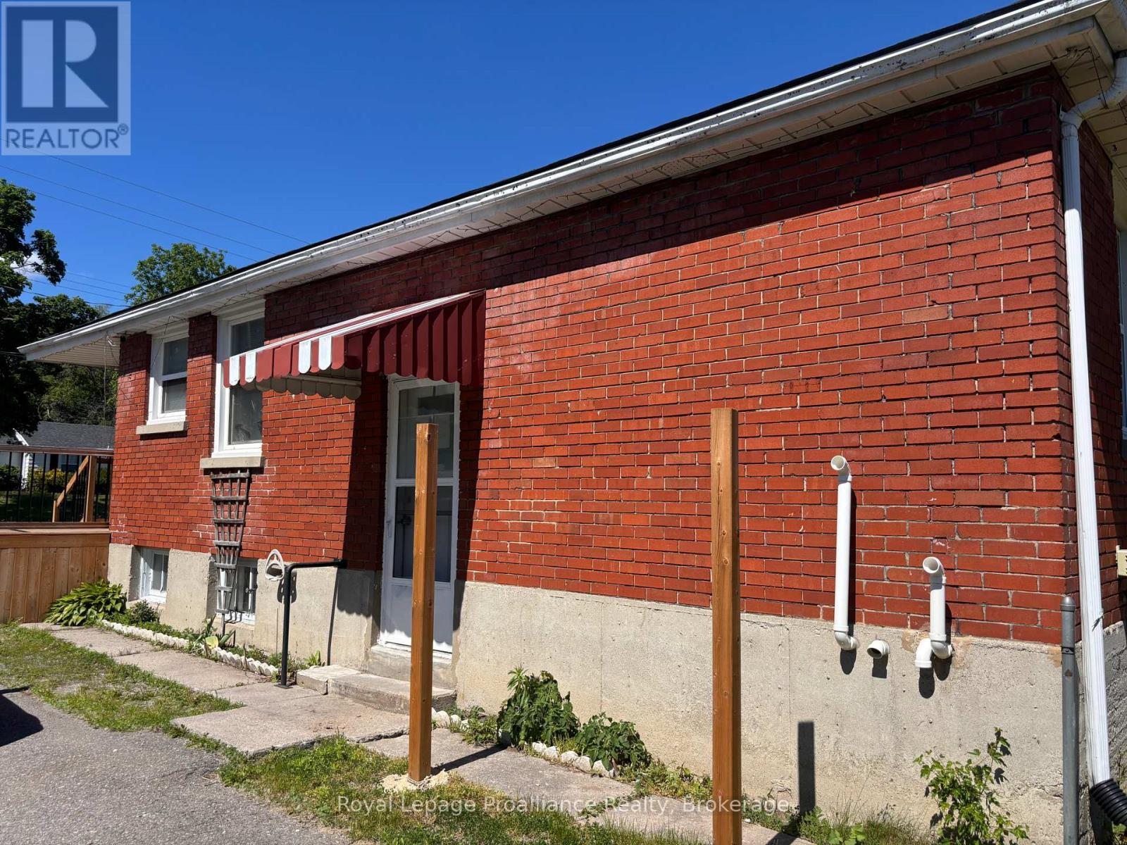 355 Bridge Street E, Belleville, Ontario  K8N 1P7 - Photo 4 - X13418132