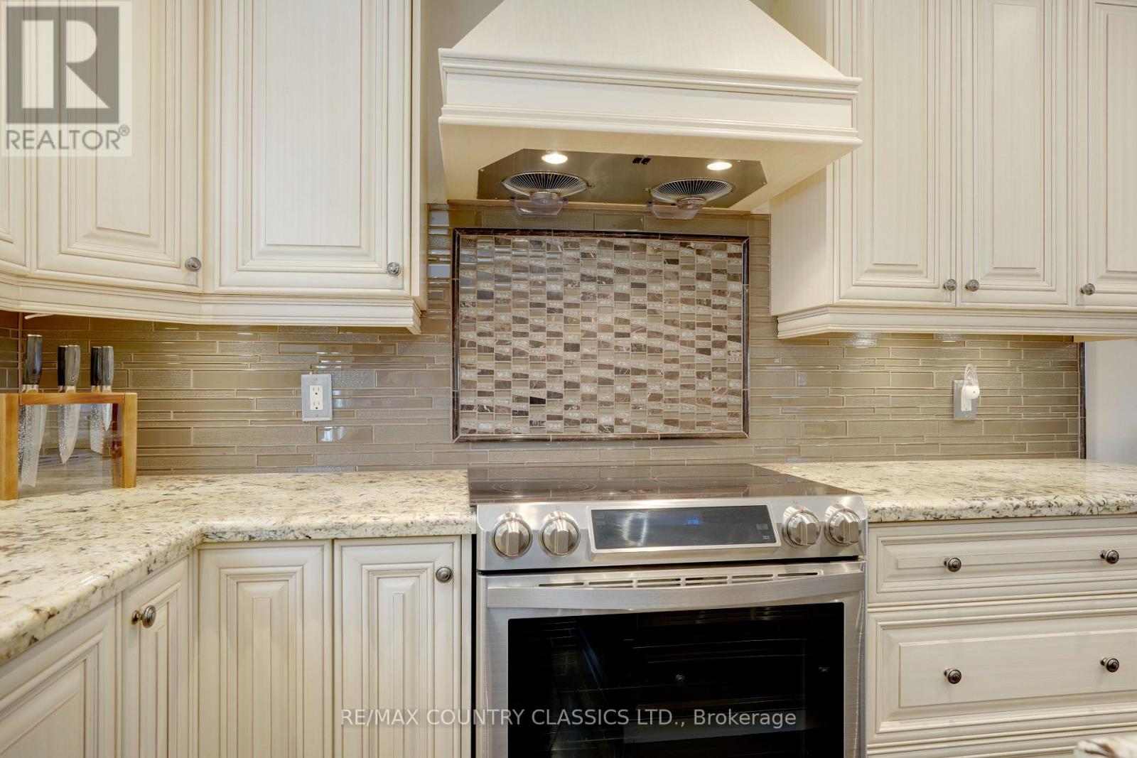 279 Manchester Drive, Newmarket, Ontario  L3Y 6J4 - Photo 15 - N13412796