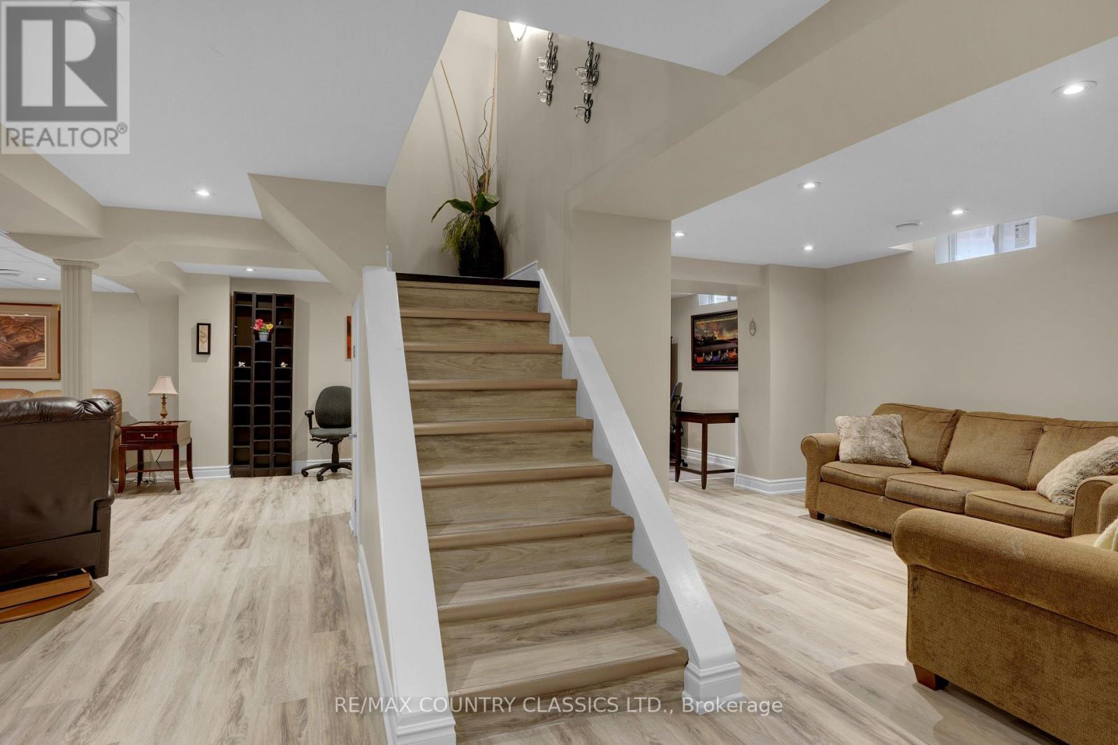 279 Manchester Drive, Newmarket, Ontario  L3Y 6J4 - Photo 22 - N13412796