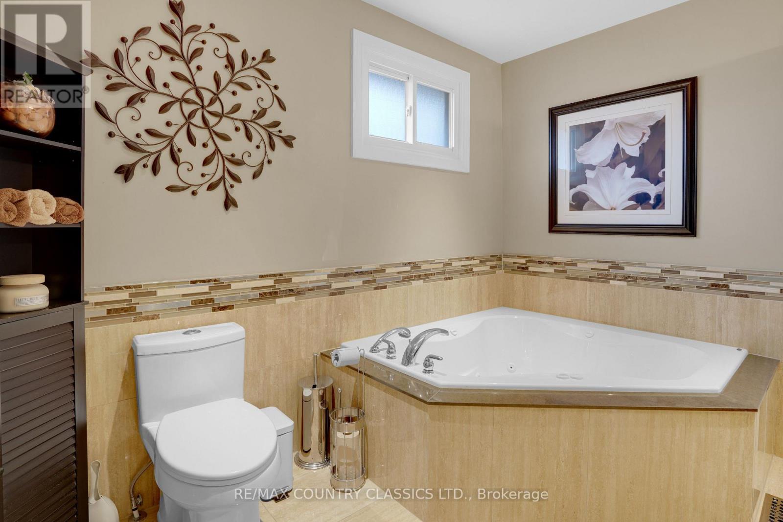 279 Manchester Drive, Newmarket, Ontario  L3Y 6J4 - Photo 32 - N13412796