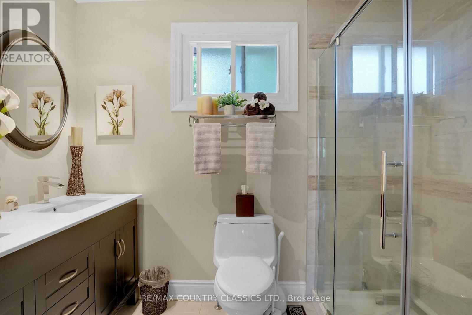 279 Manchester Drive, Newmarket, Ontario  L3Y 6J4 - Photo 36 - N13412796