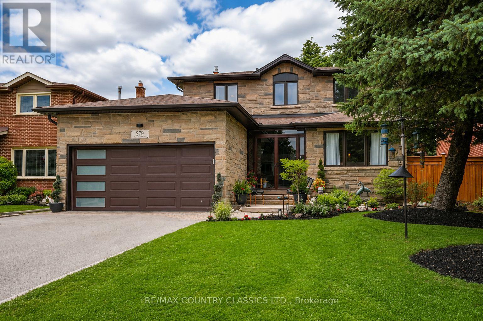 279 Manchester Drive, Newmarket, Ontario  L3Y 6J4 - Photo 4 - N13412796