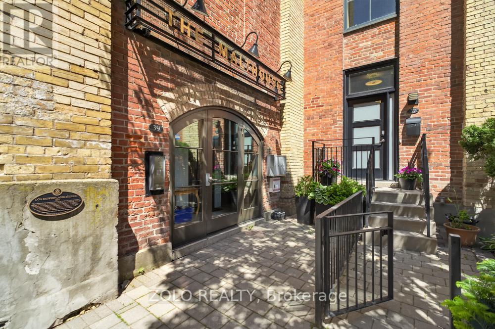 3 - 39 Old Brewery Lane, Toronto, Ontario  M5A 3P2 - Photo 2 - C13418108