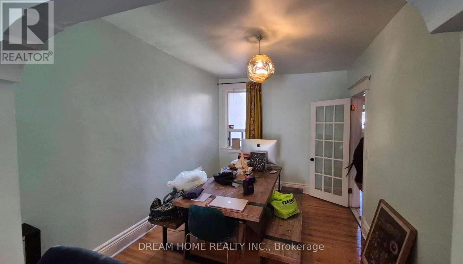 364 Harbord Street, Toronto, Ontario  M6G 1H7 - Photo 6 - C13418116