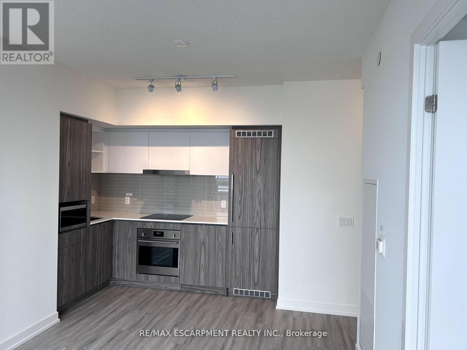 4711 - 55 Cooper Street, Toronto, Ontario  M5E 0G1 - Photo 2 - C13418128