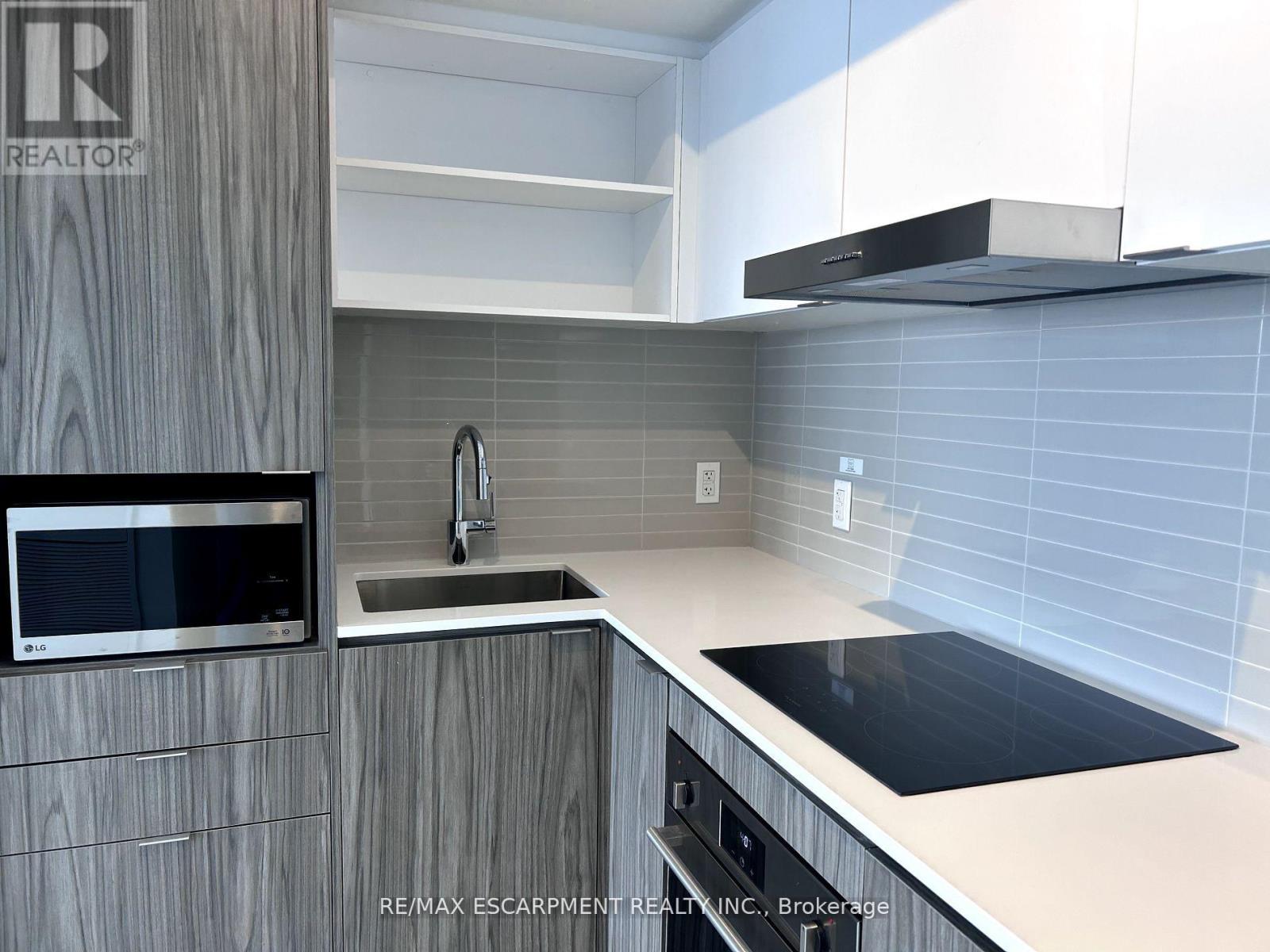 4711 - 55 Cooper Street, Toronto, Ontario  M5E 0G1 - Photo 3 - C13418128