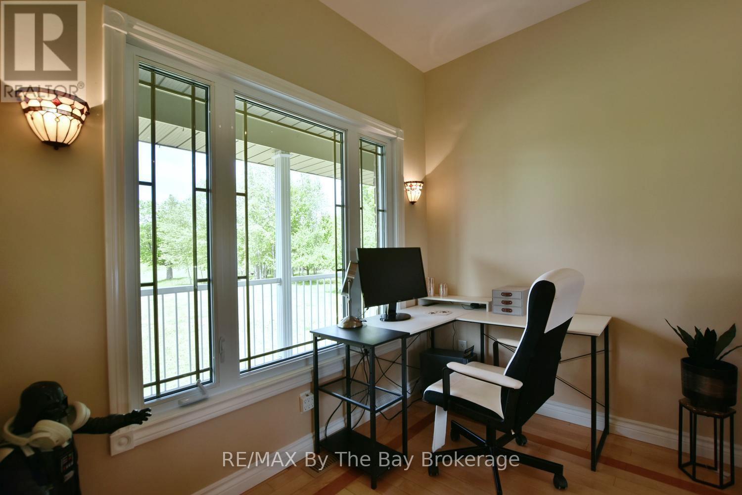 960 Lawson Road, Tiny, Ontario  L0L 1P1 - Photo 15 - S13418112