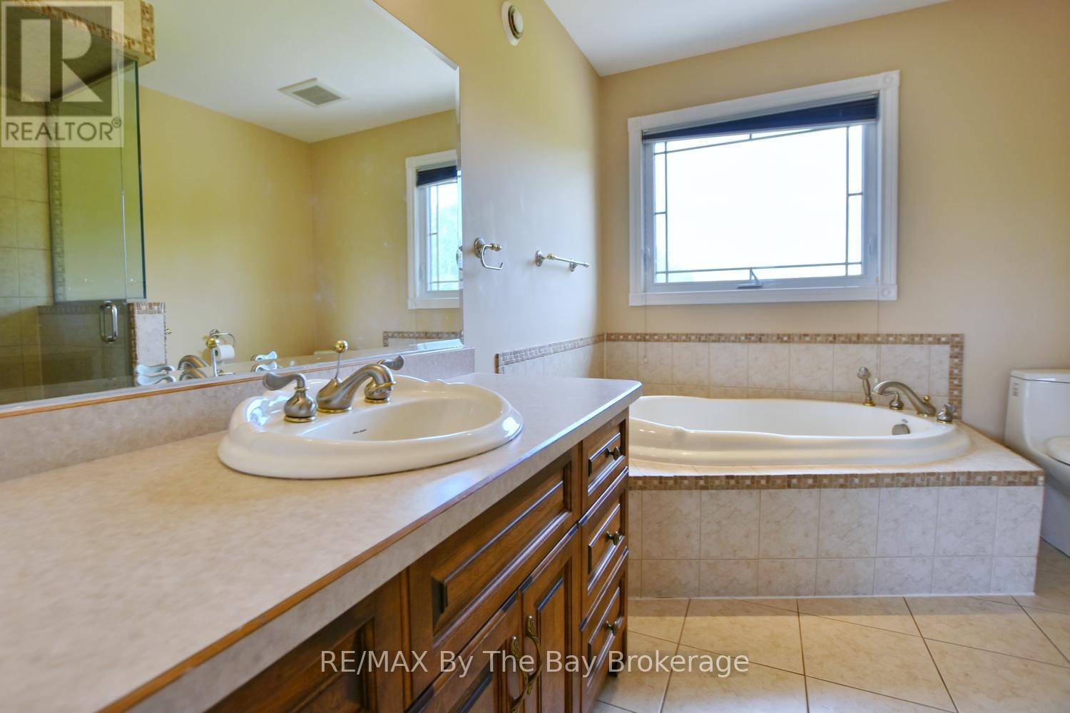 960 Lawson Road, Tiny, Ontario  L0L 1P1 - Photo 27 - S13418112