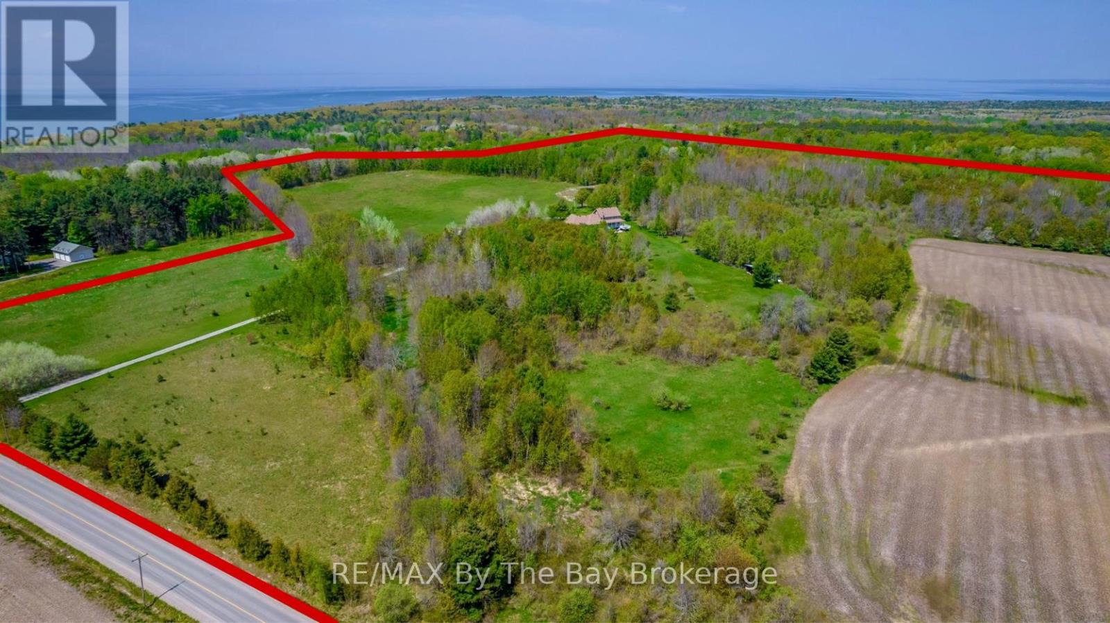960 Lawson Road, Tiny, Ontario  L0L 1P1 - Photo 4 - S13418112