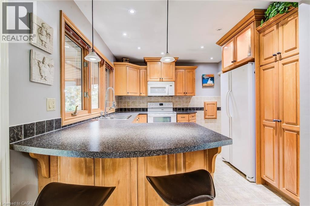 192 Warren Road, Kitchener, Ontario  N2M 4T7 - Photo 14 - 40837608