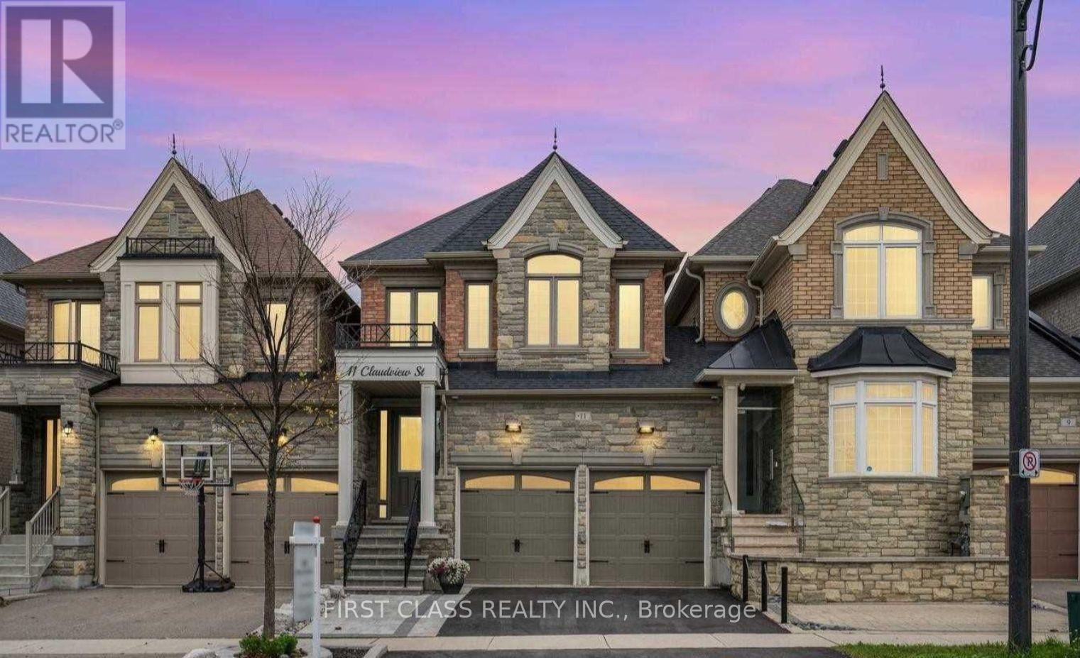 11 CLAUDVIEW STREET, King, Ontario
