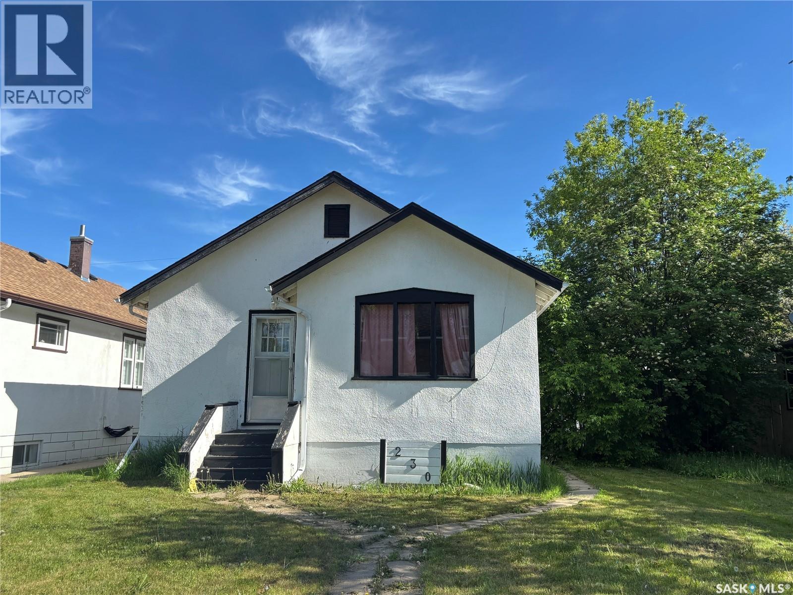 230 10th Street E, Prince Albert, Saskatchewan  S6V 0Y9 - Photo 1 - SK038729