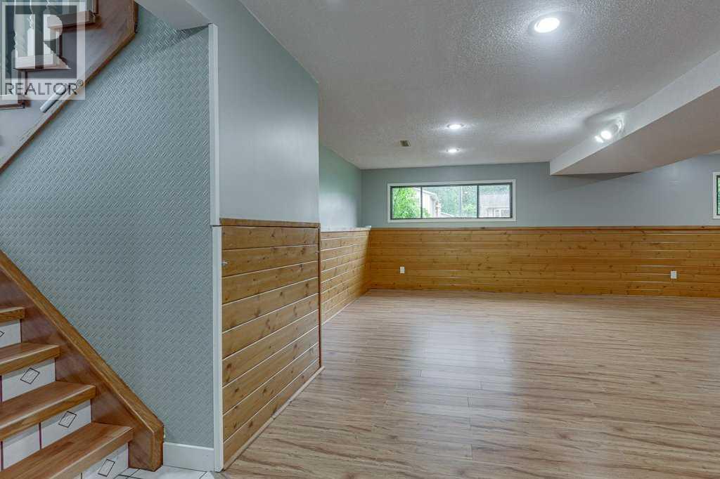 35 Gish Street, Red Deer, Alberta  T4P 2N7 - Photo 28 - A2317454