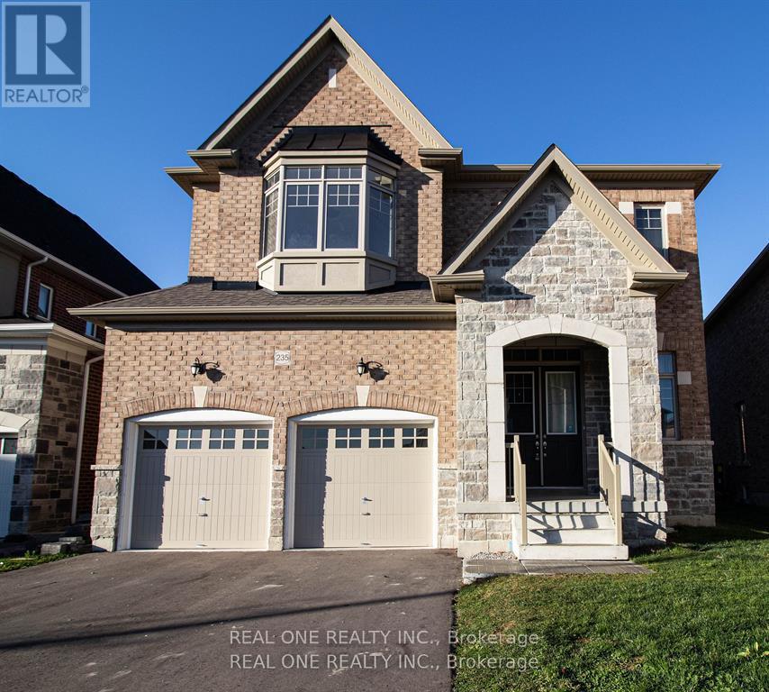 235 GIBSON CIRCLE, Bradford West Gwillimbury, Ontario