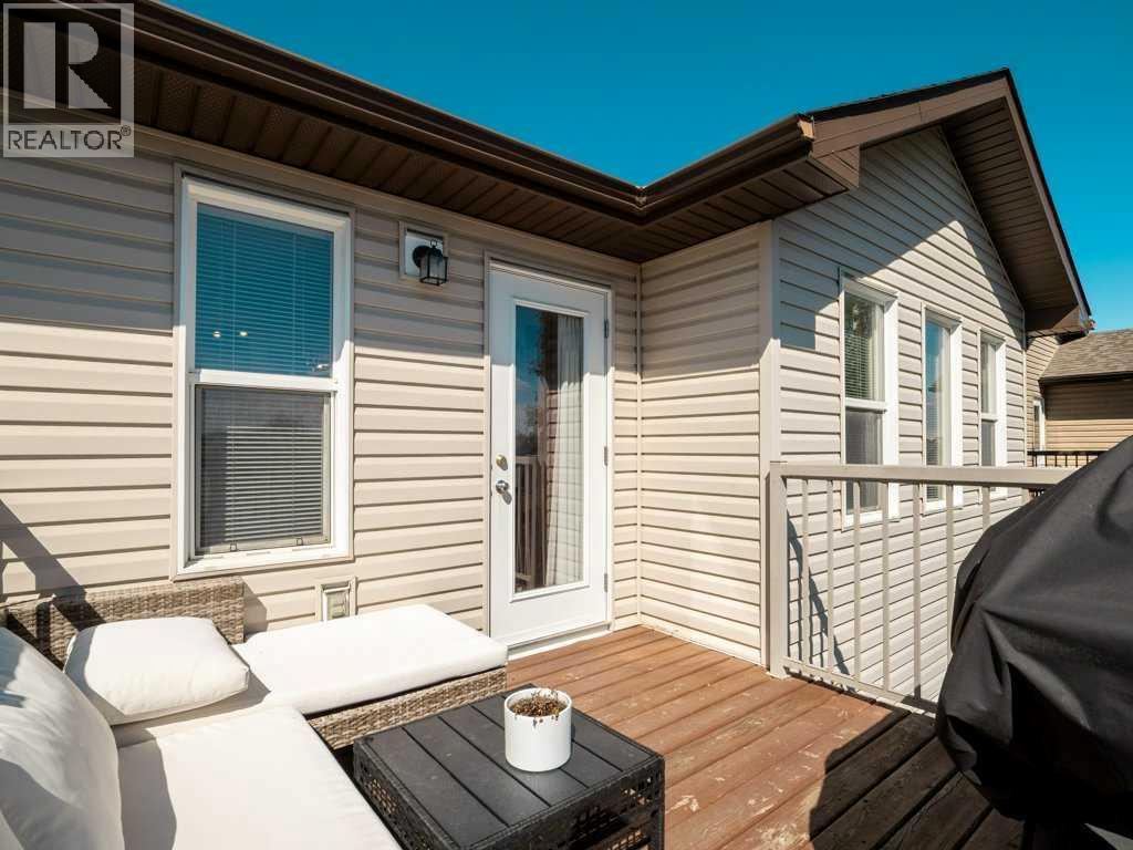 202 Mt Sundance Crescent W, Lethbridge, Alberta  T1J 0T6 - Photo 29 - A2318527
