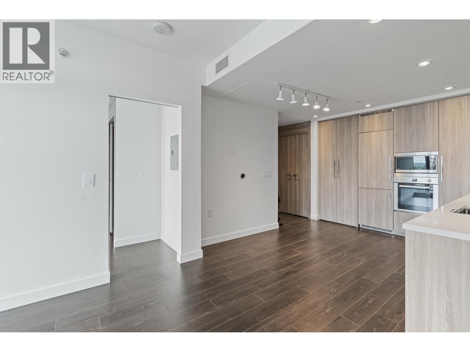 601 4720 Lougheed Highway, Burnaby, British Columbia  V5C 0M8 - Photo 9 - R3133196