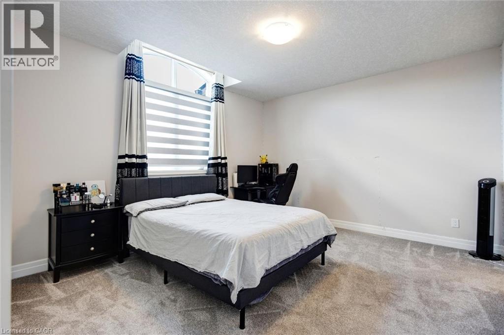 57 Hollybrook Trail, Kitchener, Ontario  N2R 0M5 - Photo 31 - 40837372