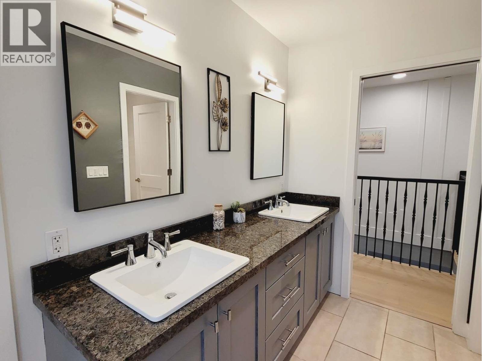 971 51a Street, Delta, British Columbia  V4M 2X9 - Photo 24 - R3091347
