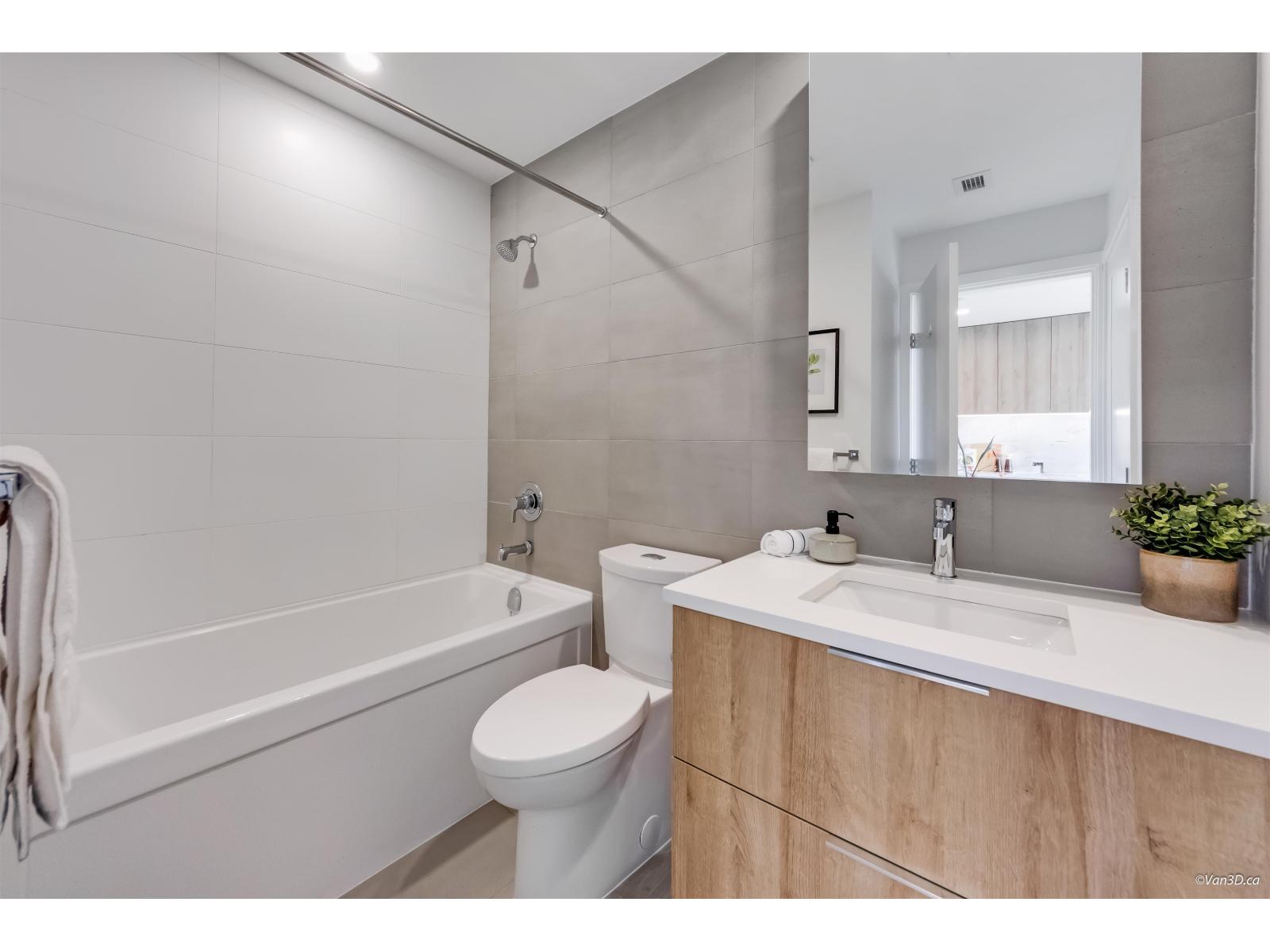 705 13387 Old Yale Road, Surrey, British Columbia  V3T 0V6 - Photo 17 - R3133366