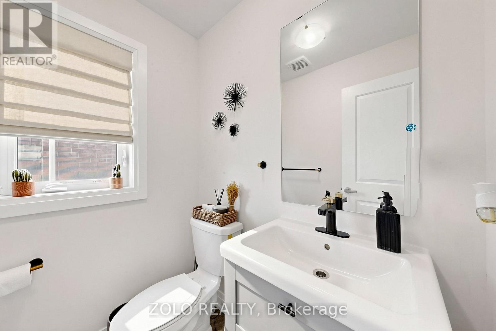 82 Murray Leonard Lane, East Gwillimbury, Ontario  L9N 0Z6 - Photo 16 - N13418224