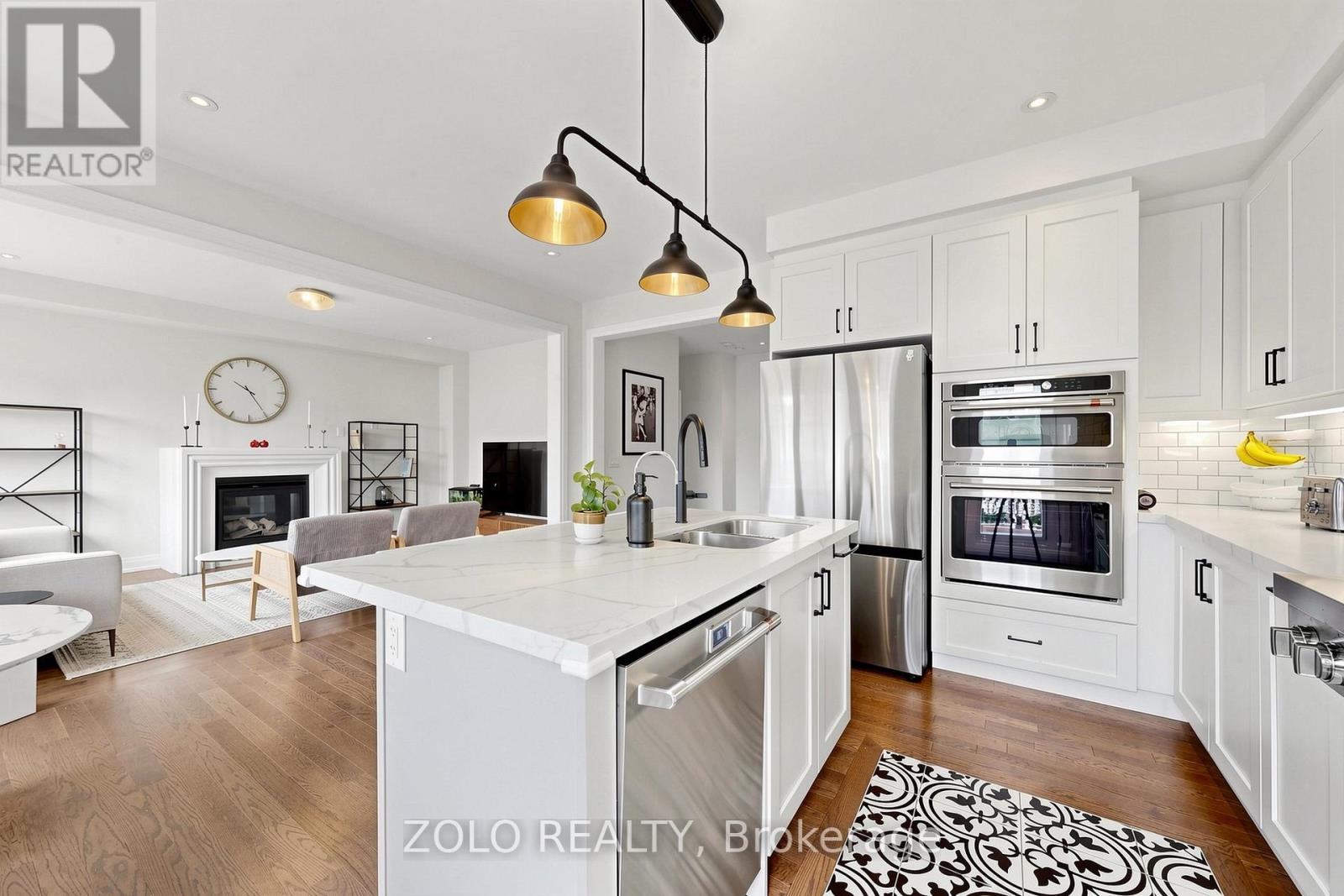 82 Murray Leonard Lane, East Gwillimbury, Ontario  L9N 0Z6 - Photo 8 - N13418224