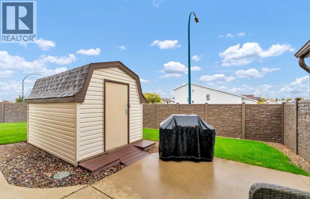 110 Carry Crescent SE, Medicine Hat, Alberta  T1B 3J8 - Photo 37 - A2313441
