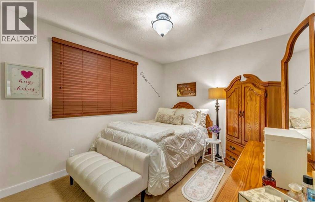 110 Carry Crescent SE, Medicine Hat, Alberta  T1B 3J8 - Photo 22 - A2313441