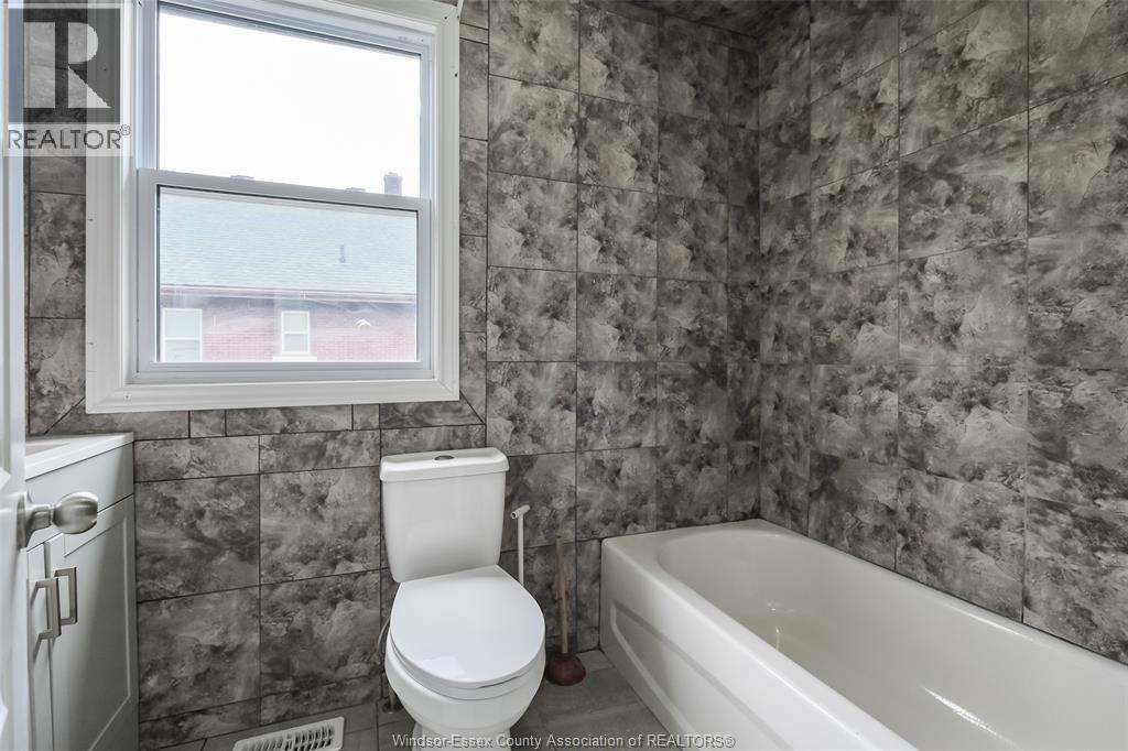 1585 Pelissier, Windsor, Ontario  N9X 1M9 - Photo 11 - 26013473