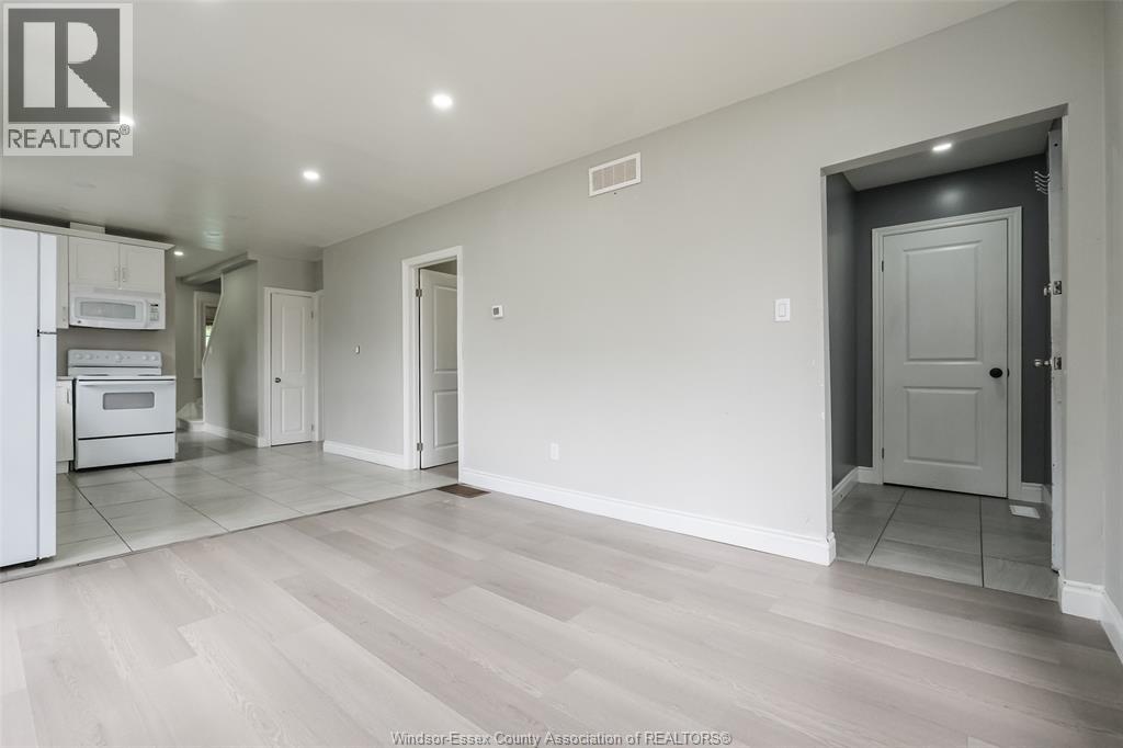 1585 Pelissier, Windsor, Ontario  N9X 1M9 - Photo 9 - 26013473