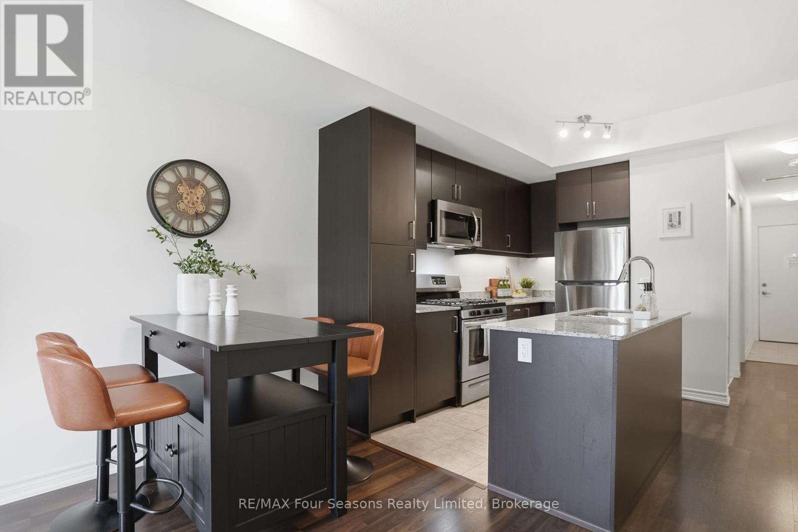 205 - 17 Spooner Crescent, Collingwood, Ontario L9Y 1T3 - Photo 10 - S13418344