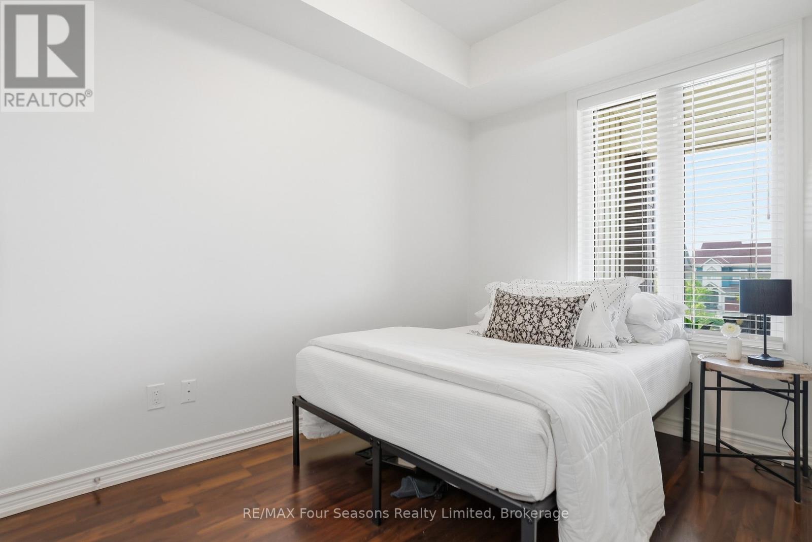 205 - 17 Spooner Crescent, Collingwood, Ontario L9Y 1T3 - Photo 3 - S13418344