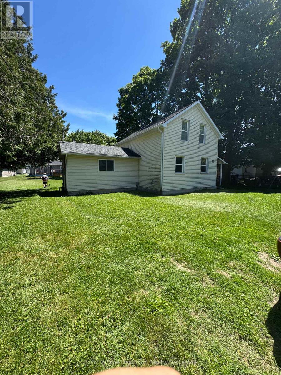 43 Clinton Street, South Bruce, Ontario  N0G 2S0 - Photo 2 - X13418288