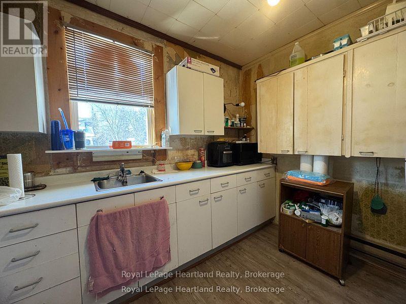 43 Clinton Street, South Bruce, Ontario  N0G 2S0 - Photo 5 - X13418288