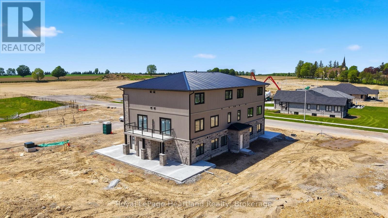 8 - 15 Cassidy Street, South Bruce, Ontario  N0G 2S0 - Photo 11 - X13418316