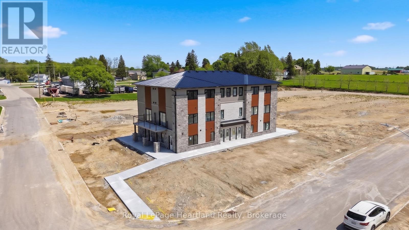 8 - 15 Cassidy Street, South Bruce, Ontario  N0G 2S0 - Photo 3 - X13418316