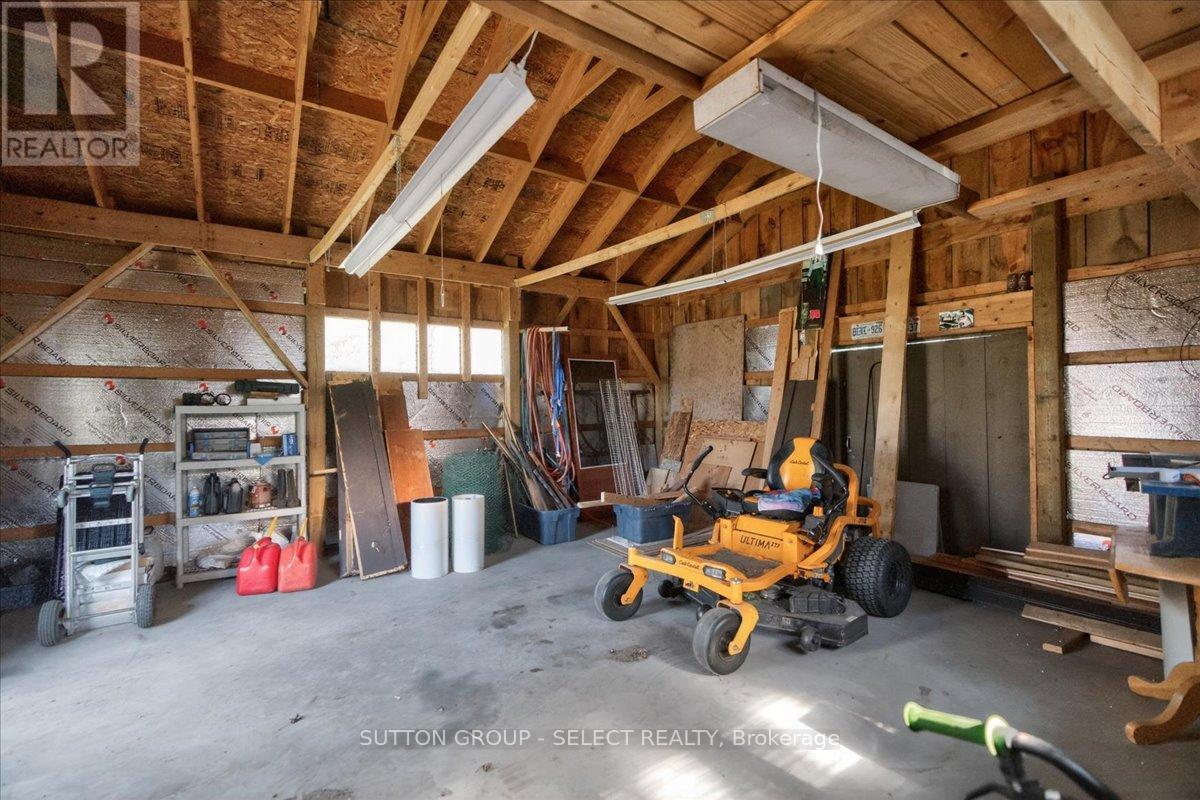 8833 Confederation Line, Warwick, Ontario  N0M 2S0 - Photo 29 - X13418376