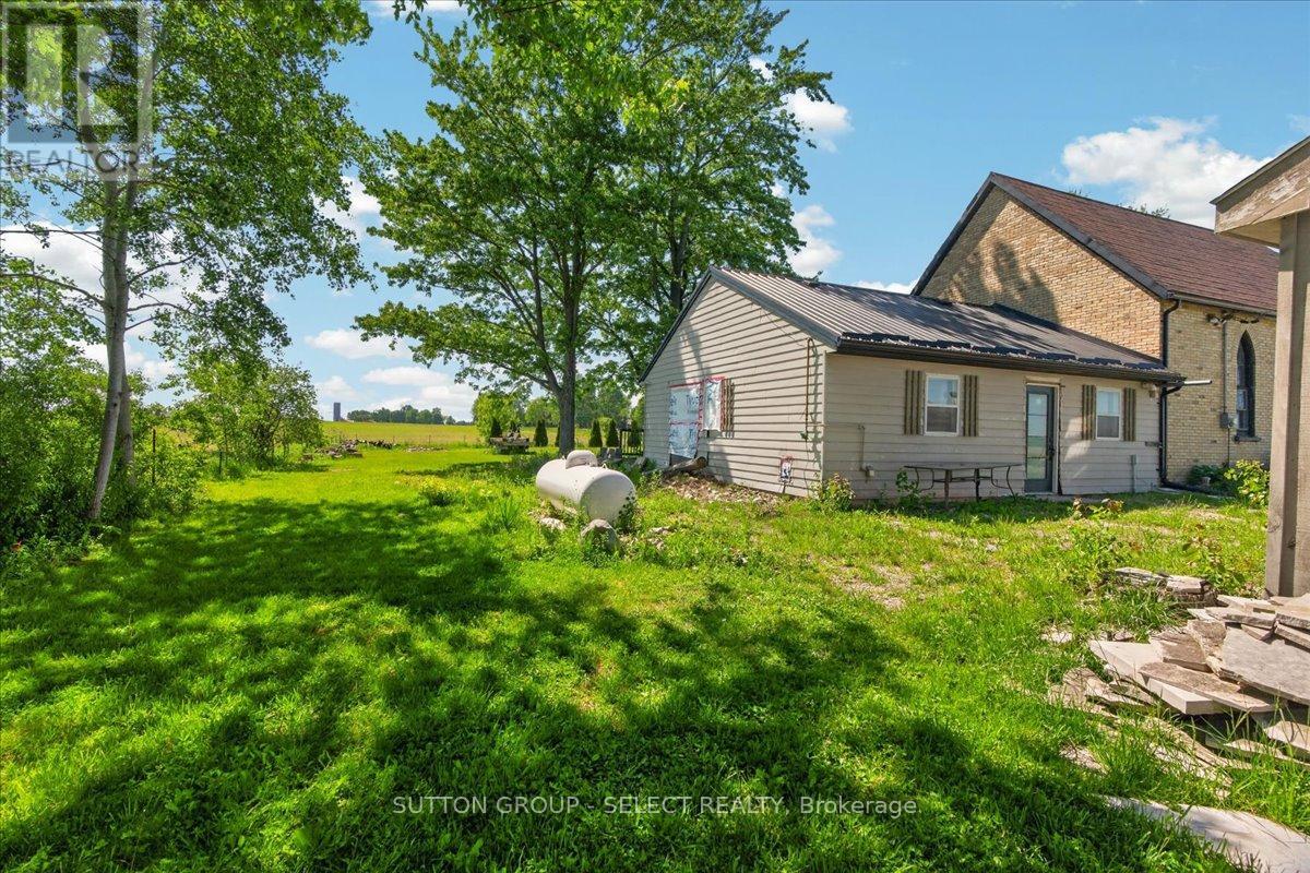 8833 Confederation Line, Warwick, Ontario  N0M 2S0 - Photo 32 - X13418376