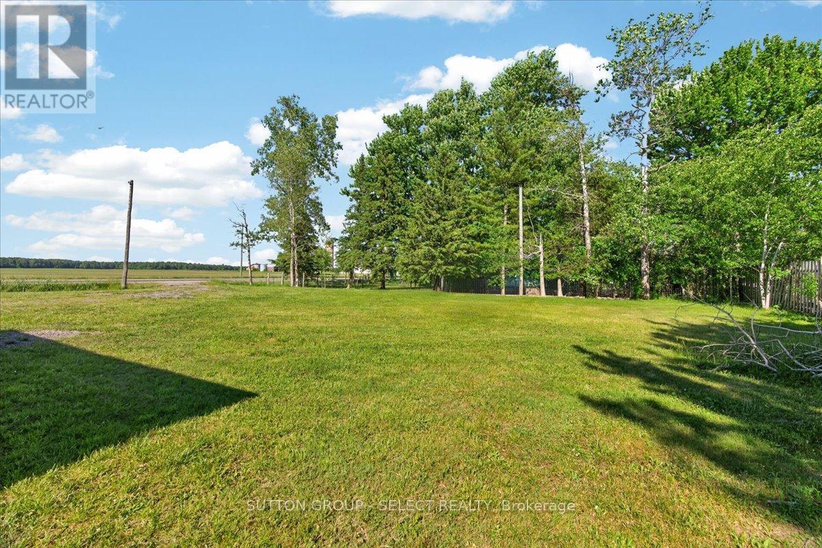 8833 Confederation Line, Warwick, Ontario  N0M 2S0 - Photo 33 - X13418376