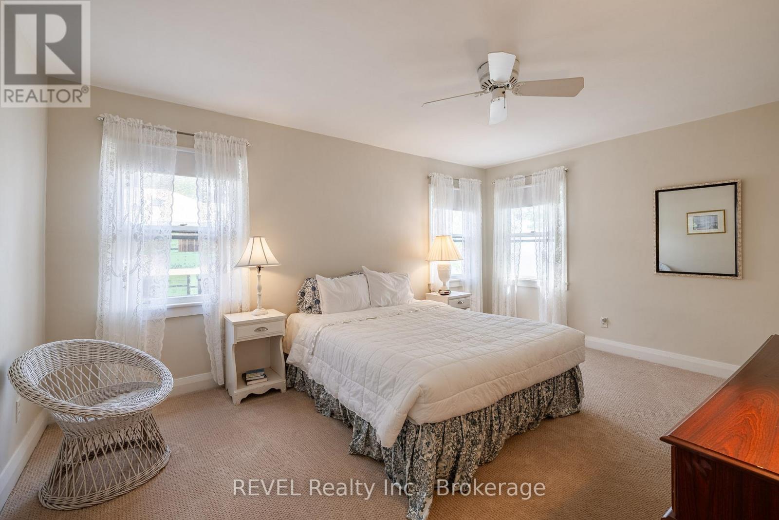 2133 Macdonald Drive, Fort Erie, Ontario  L2A 5M4 - Photo 18 - X13223926
