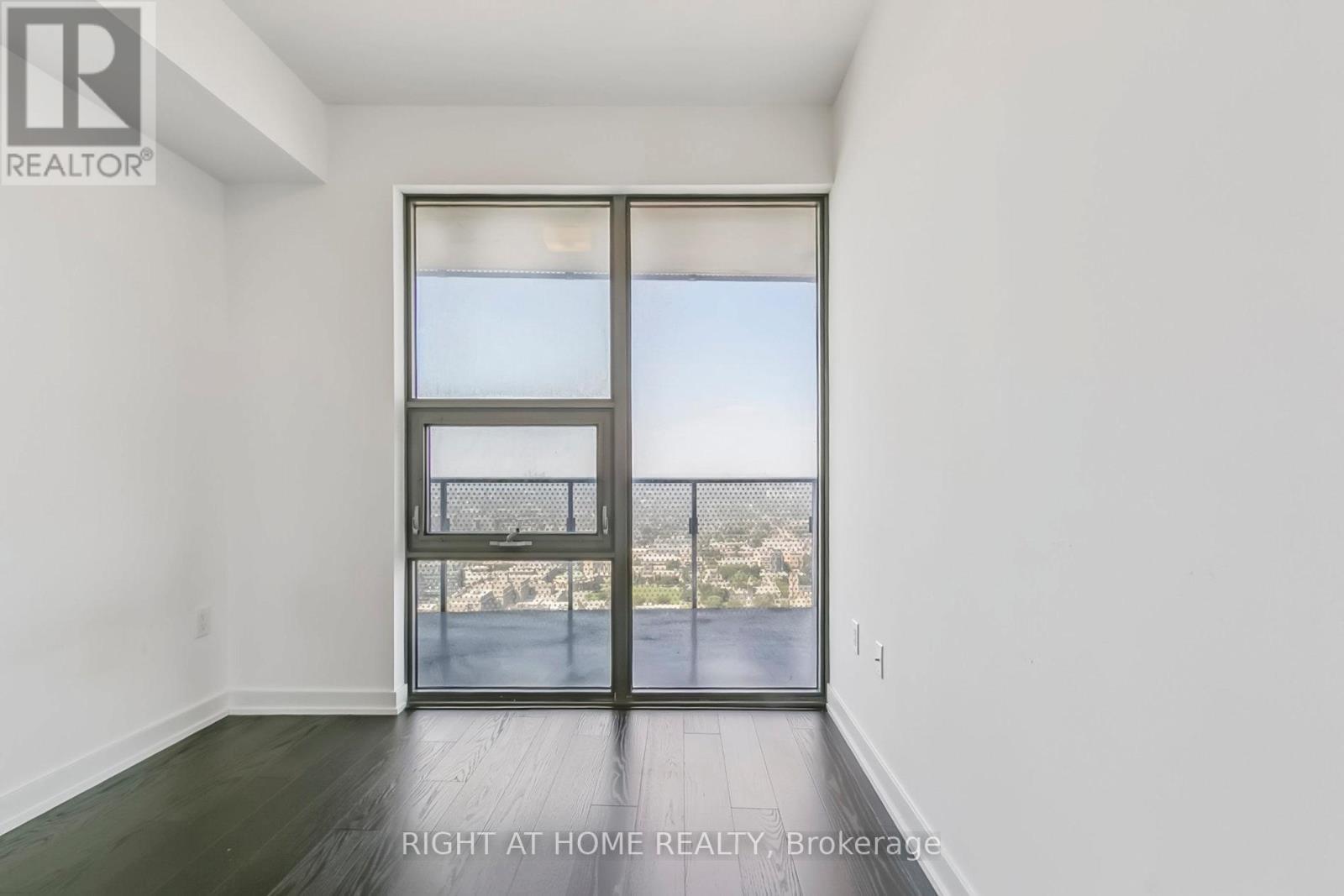 5408 - 11 Wellesley St W Avenue, Toronto, Ontario  M4Y 1E8 - Photo 29 - C13418232