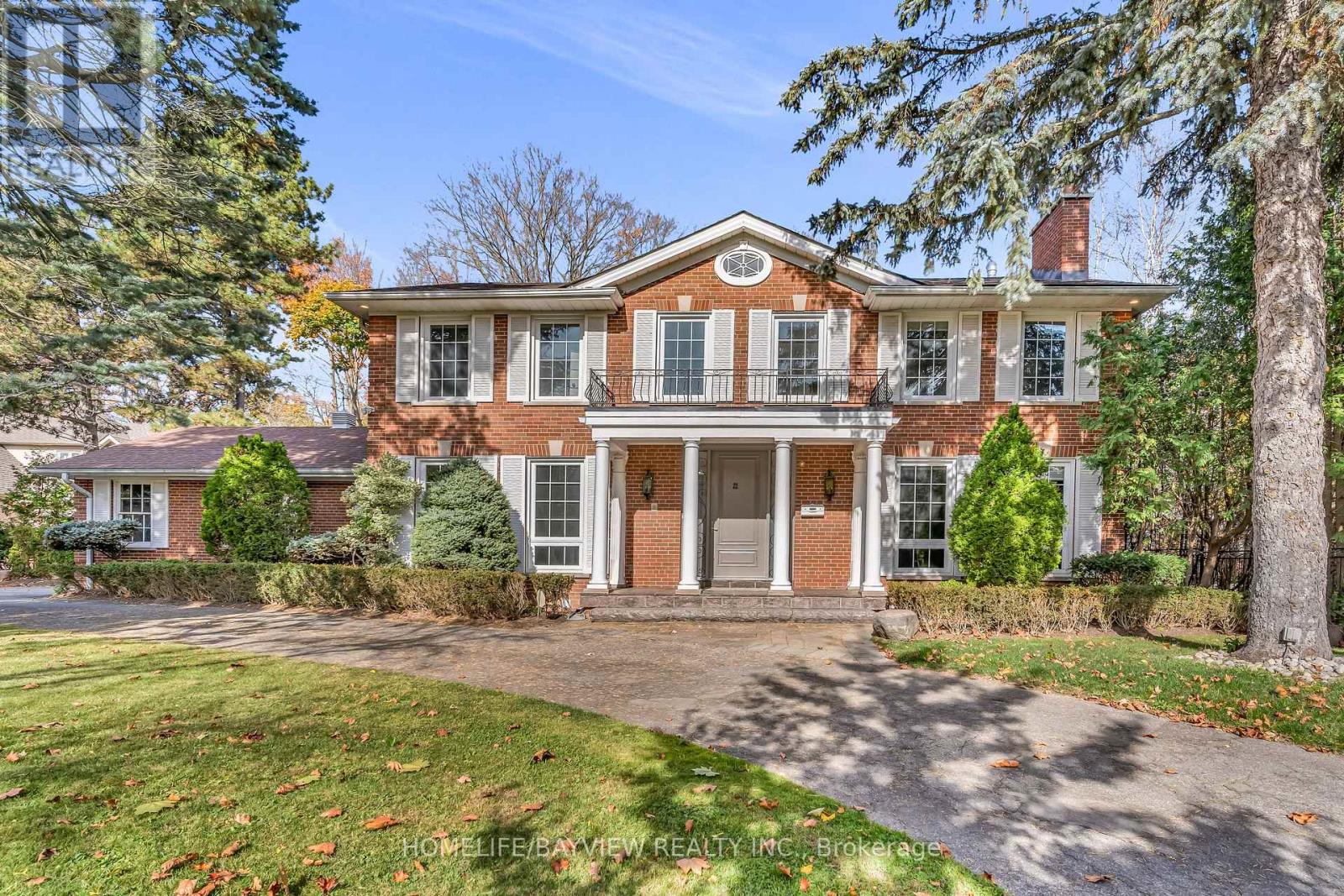 22 SALONICA ROAD, Toronto, Ontario