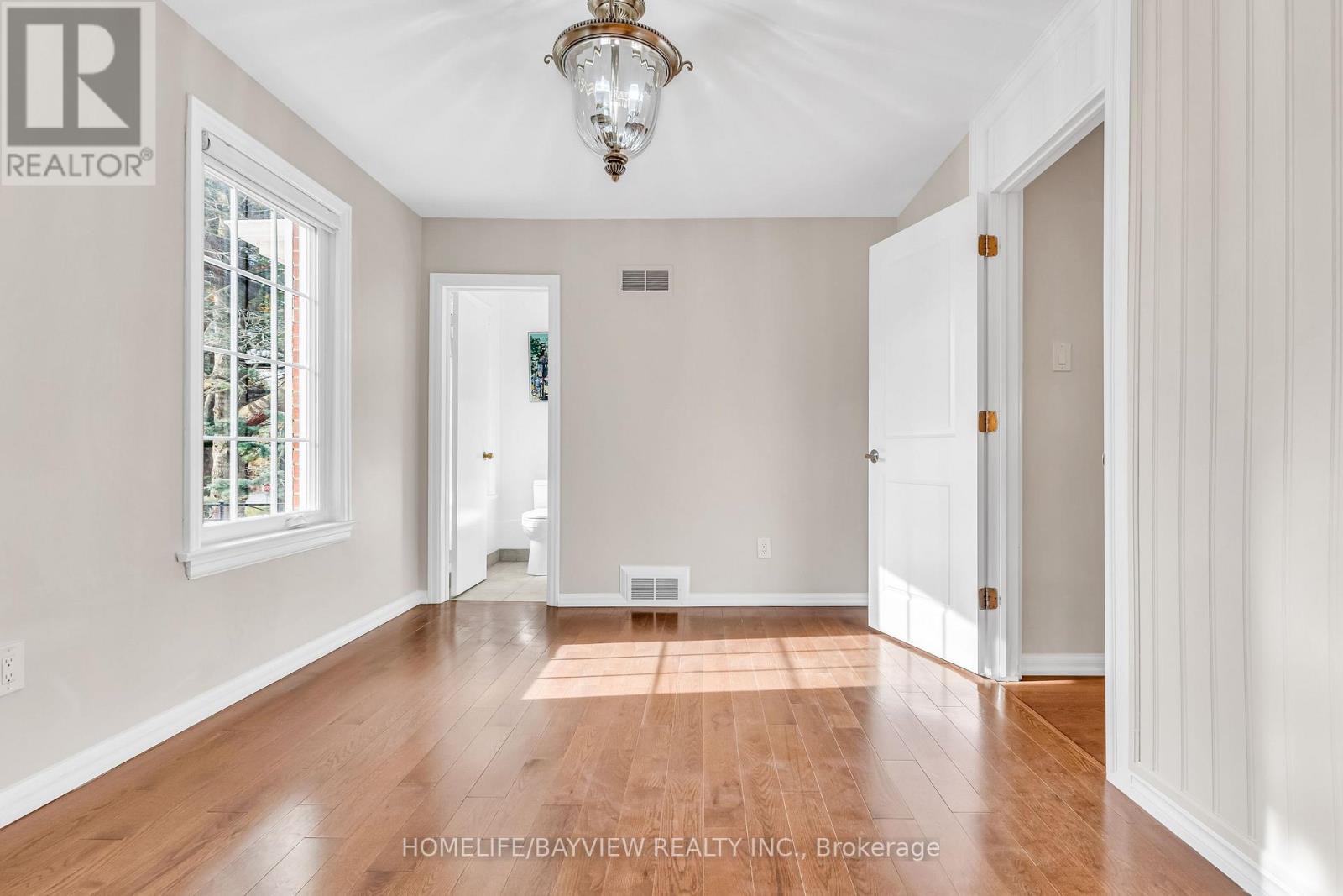 22 Salonica Road, Toronto, Ontario  M3C 2L9 - Photo 27 - C13418338