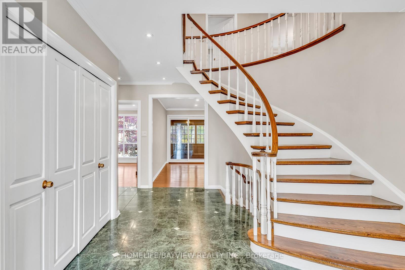 22 Salonica Road, Toronto, Ontario  M3C 2L9 - Photo 4 - C13418338