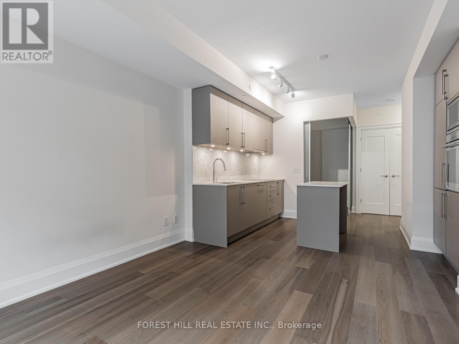 810 - 88 Cumberland Street, Toronto, Ontario  M5R 1A3 - Photo 17 - C13418374
